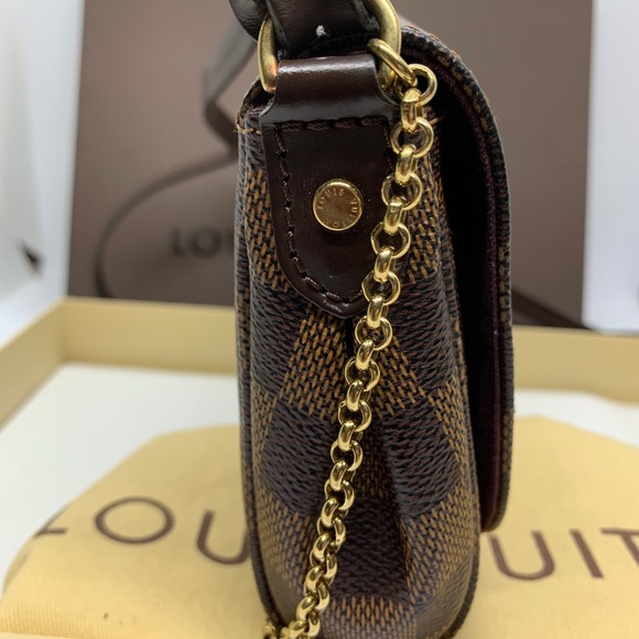 Louis Vuitton Favorite PM Damier Ebene - Picture 7 of 11